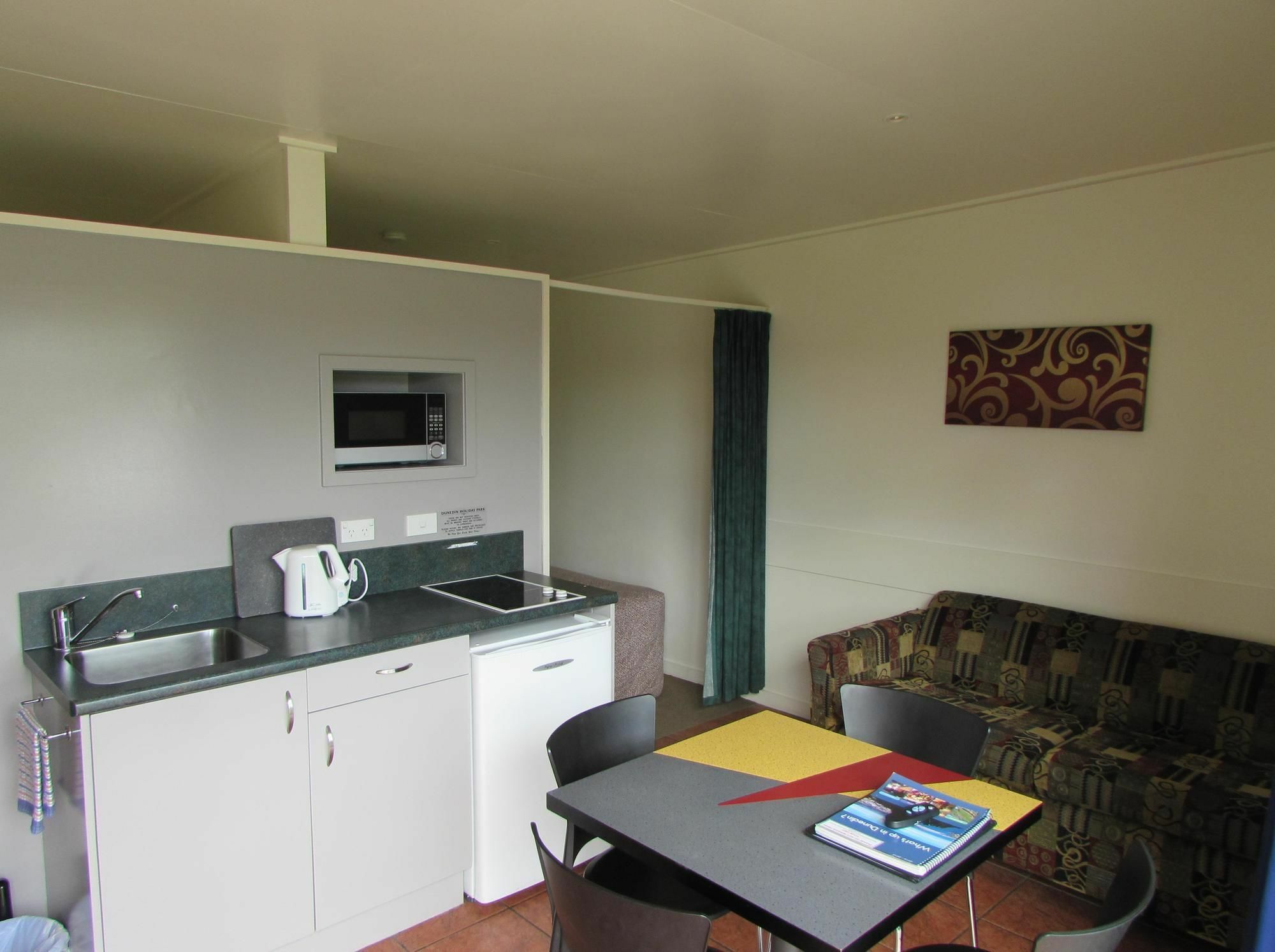 Dunedin Holiday Park Экстерьер фото